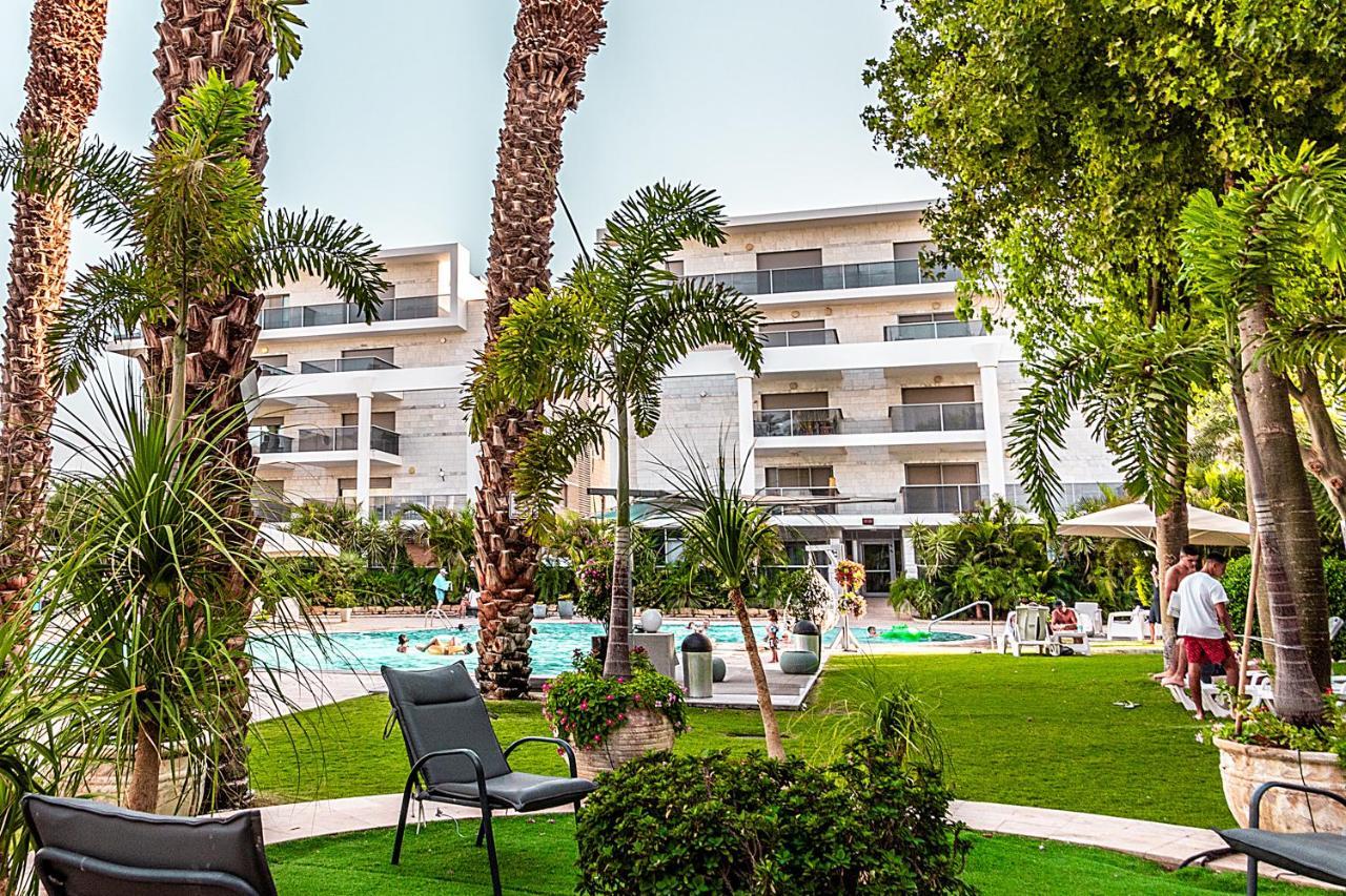 Appartamento דירת גן פונה לבריכה - Pool Garden View Eilat Esterno foto